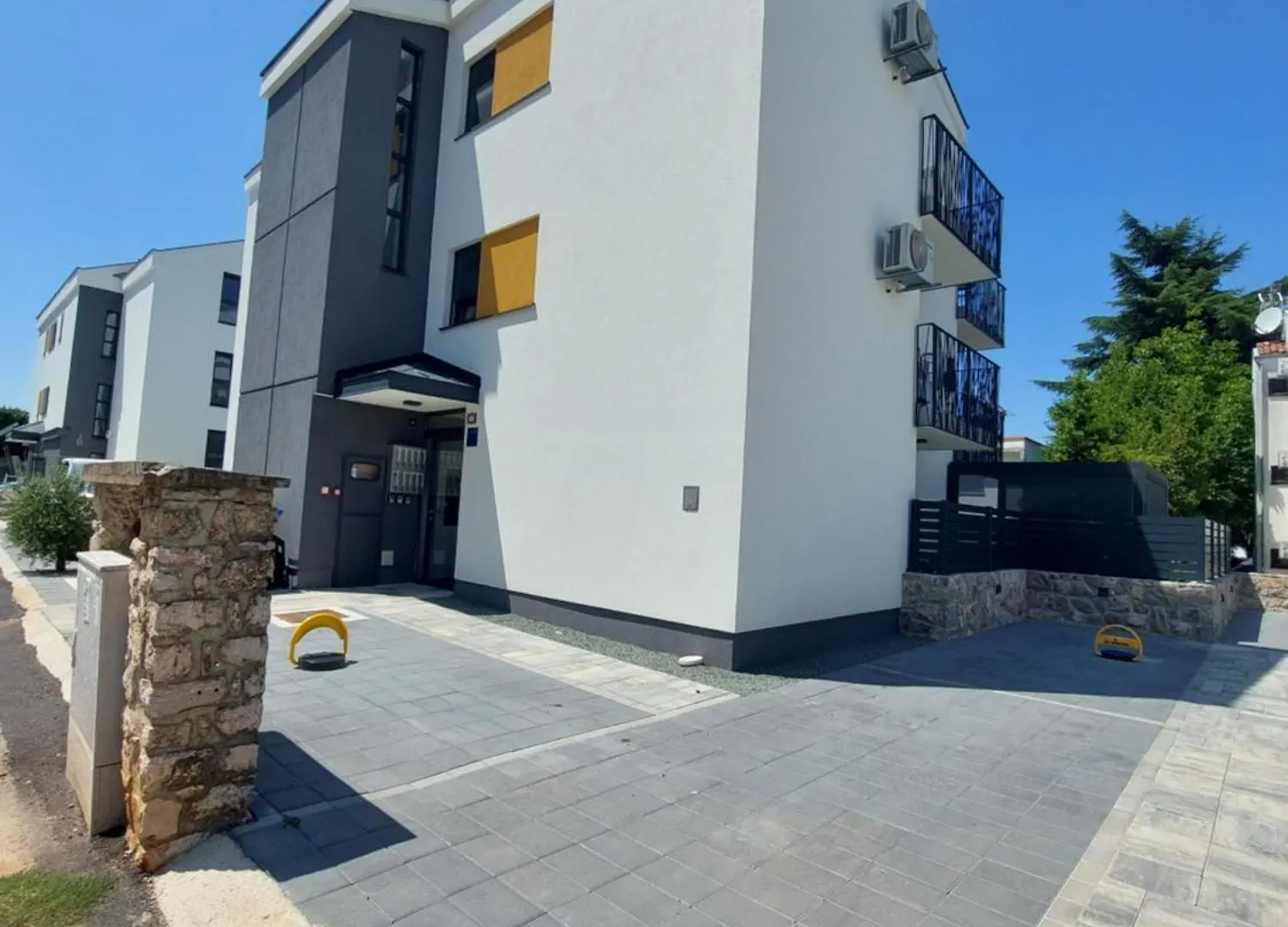 Kalimera Studio Royal Apartment Malinska 0*,  Croatia